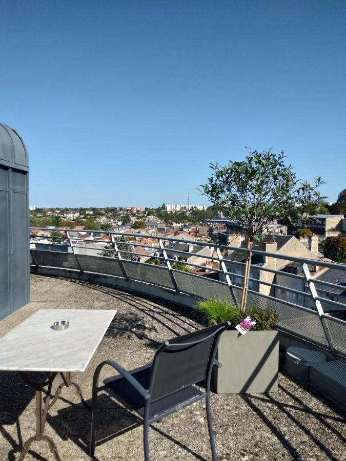 Apartamento Le Carmélite Poitiers Exterior foto